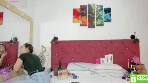 Snapshot of ruth_harvey chatting on April 17, 2026, 1:47 pm Ruth online show from April 17, 2026, 1:47 pm