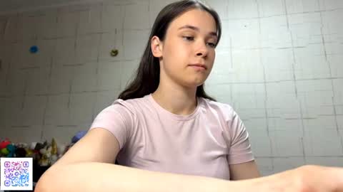 Mia online show from June 30, 2026, 11:17 pm