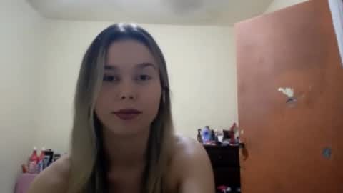 Snapshot of ruthmaruffo chatting on March 5, 2026, 10:39 pm Keyth online show from March 5, 2026, 10:39 pm