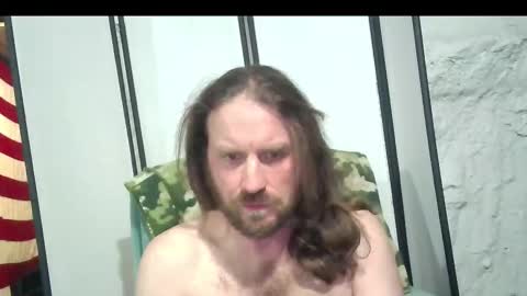 rwb1982 online show from December 17, 2025, 12:16 am