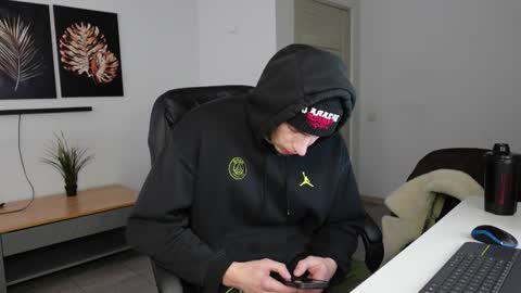 Snapshot of ryan_dozer chatting on February 21, 2026, 6:25 am RYAN DOZER online show from February 21, 2026, 6:25 am