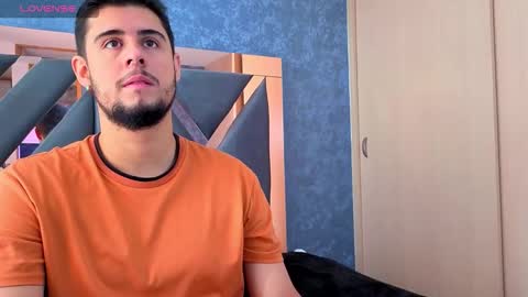 Snapshot of ryan_evanns chatting on September 16, 2025, 1:45 pm R Y A N online show from September 16, 2025, 1:45 pm