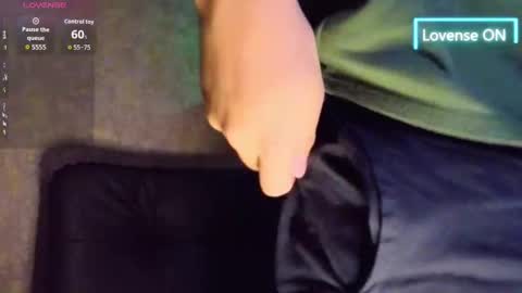 R Y A N online show from September 22, 2025, 1:13 pm