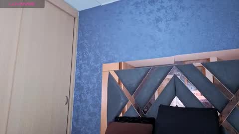 Snapshot of ryan_evanns chatting on October 9, 2025, 10:57 am R Y A N online show from October 9, 2025, 10:57 am