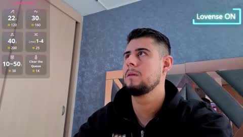 Snapshot of ryan_evanns chatting on October 13, 2025, 1:11 pm R Y A N online show from October 13, 2025, 1:11 pm