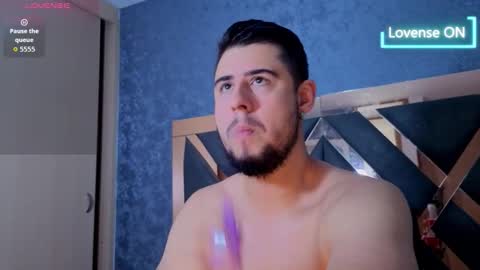 Snapshot of ryan_evanns chatting on October 22, 2025, 10:04 am R Y A N online show from October 22, 2025, 10:04 am