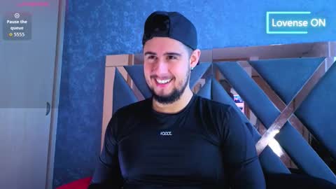 Snapshot of ryan_evanns chatting on November 6, 2025, 11:55 am R Y A N online show from November 6, 2025, 11:55 am