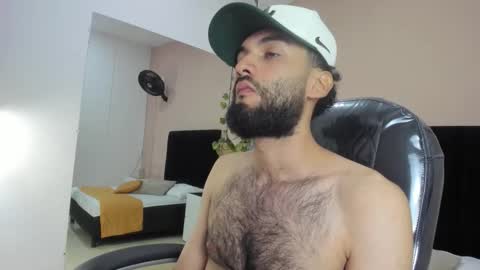 ryan_jackson_ online show from November 9, 2025, 3:38 am