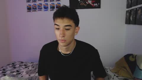 Snapshot of ryan_valentine17 chatting on May 15, 2026, 9:44 pm ryan online show from May 15, 2026, 9:44 pm