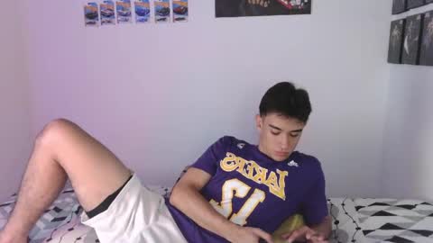 Snapshot of ryan_valentine17 chatting on May 16, 2026, 7:34 pm ryan online show from May 16, 2026, 7:34 pm