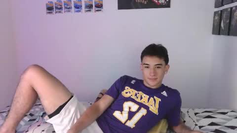 Snapshot of ryan_valentine17 chatting on May 16, 2026, 8:07 pm ryan online show from May 16, 2026, 8:07 pm