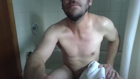Snapshot of ryanbishops01 chatting on January 4, 2025, 5:26 pm Ryland online show from January 4, 2025, 5:26 pm