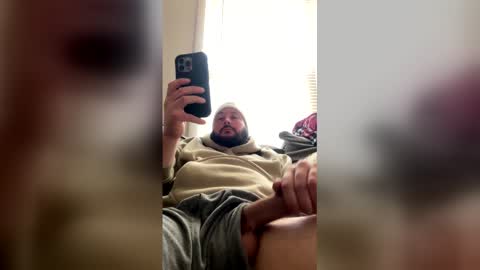 Snapshot of ryanmhoyt88 chatting on February 14, 2026, 5:32 pm ryanmhoyt88 online show from February 14, 2026, 5:32 pm