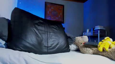 Ryannhill  online show from February 11, 2026, 7:02 am