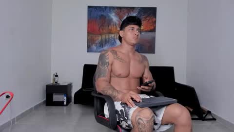 Snapshot of ryanwhite3 chatting on February 12, 2026, 2:06 am ryanwhite3 online show from February 12, 2026, 2:06 am