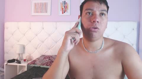 Ryder and Violet online show from February 7, 2025, 2:29 am