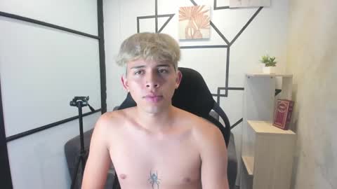 Snapshot of ryderstone_ chatting on October 7, 2025, 3:09 pm ryderstone_ online show from October 7, 2025, 3:09 pm