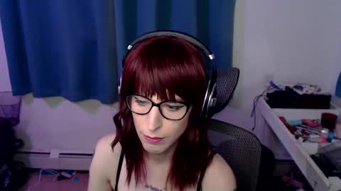 Snapshot of ryff_burnz chatting on February 12, 2025, 4:44 am Ryff Burnz online show from February 12, 2025, 4:44 am