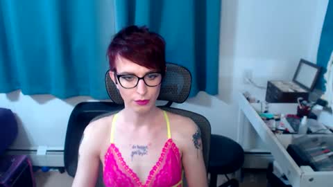 Snapshot of ryff_burnz chatting on March 12, 2025, 10:28 pm Ryff Burnz online show from March 12, 2025, 10:28 pm
