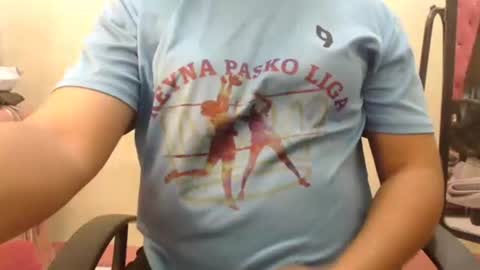 rylle_asian online show from December 22, 2025, 11:40 am