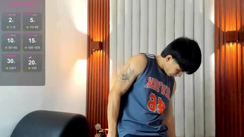 Ryo Kush online show from November 19, 2025, 3:39 am