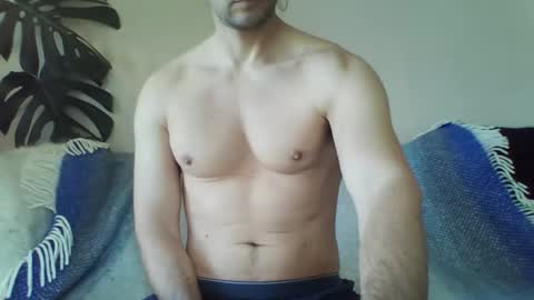 s43_ online show from October 22, 2025, 10:15 am