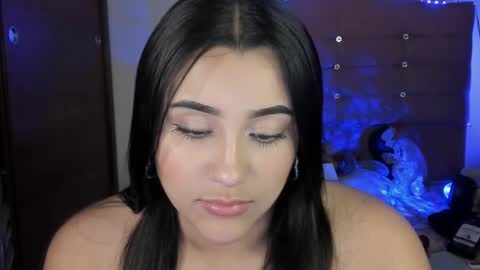 Snapshot of s_demoni1 chatting on December 24, 2024, 12:11 am S H A R O N model independient online show from December 24, 2024, 12:11 am