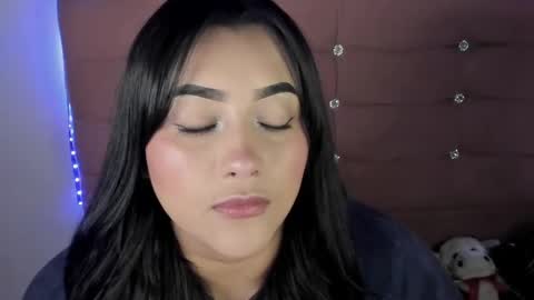 Snapshot of s_demoni1 chatting on February 12, 2025, 10:37 pm S H A R O N model independient online show from February 12, 2025, 10:37 pm