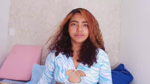 Snapshot of s_sofia_ chatting on October 4, 2025, 7:23 pm s_sofia_ online show from October 4, 2025, 7:23 pm