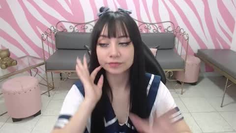 Sabrina online show from November 19, 2025, 1:11 pm