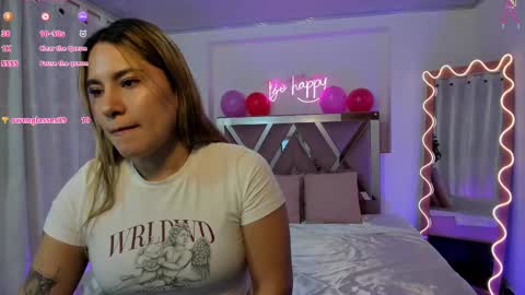 saaya_tay online show from February 23, 2025, 11:33 am