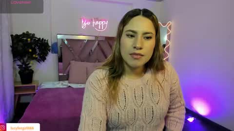 saaya_tay online show from February 27, 2025, 11:41 am