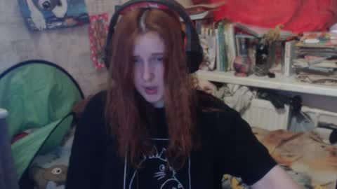 sabochka888 online show from April 7, 2026, 7:20 am