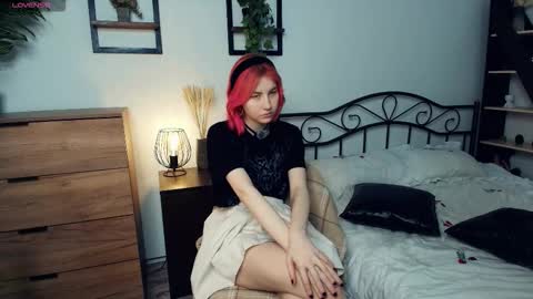 Snapshot of sabr1naa chatting on December 15, 2025, 7:45 am Sabrina online show from December 15, 2025, 7:45 am