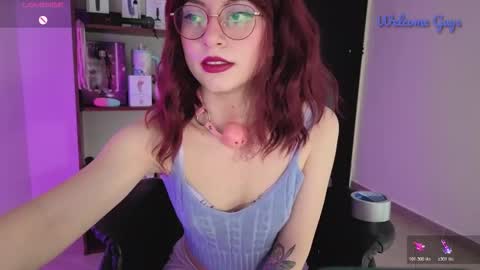 Snapshot of sabrina709 chatting on February 18, 2026, 11:33 pm Sabrina online show from February 18, 2026, 11:33 pm