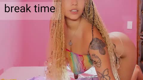 Snapshot of sabrina_adams01 chatting on March 6, 2025, 12:32 am Sabrina Adams online show from March 6, 2025, 12:32 am
