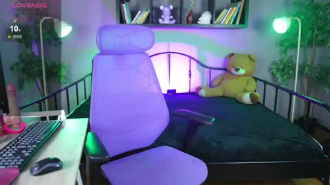 Snapshot of sabrina_bloom_ chatting on September 26, 2025, 1:15 pm sabri online show from September 26, 2025, 1:15 pm