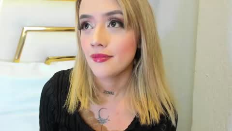 Snapshot of sabrina_cole chatting on January 8, 2025, 3:19 am . Sabrina Cole . online show from January 8, 2025, 3:19 am