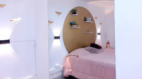 Snapshot of sabrina_cutee chatting on December 4, 2025, 7:33 pm Sabrinaaa online show from December 4, 2025, 7:33 pm