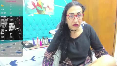 SABRINA online show from October 28, 2025, 1:14 pm