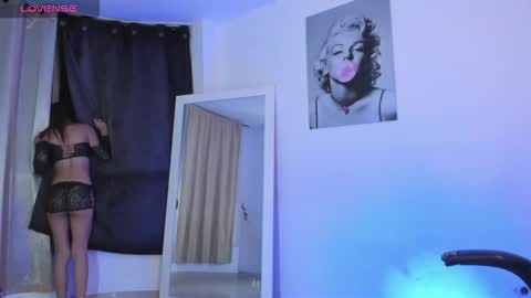 Snapshot of sabrina_lopez1 chatting on January 8, 2026, 2:03 am sabrina_lopez1 online show from January 8, 2026, 2:03 am