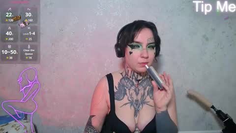 Snapshot of sabrina_raiders_666 chatting on January 25, 2025, 4:45 am Lilith Solar online show from January 25, 2025, 4:45 am