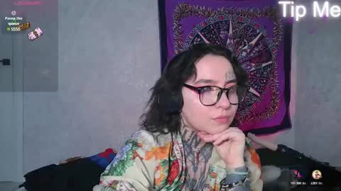 Snapshot of sabrina_raiders_666 chatting on January 26, 2025, 1:04 pm Lilith Solar online show from January 26, 2025, 1:04 pm