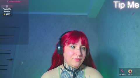 Snapshot of sabrina_raiders_666 chatting on February 5, 2025, 4:03 pm Lilith Solar online show from February 5, 2025, 4:03 pm