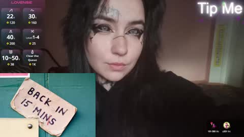 Snapshot of sabrina_raiders_666 chatting on February 19, 2025, 3:50 am Lilith Solar online show from February 19, 2025, 3:50 am