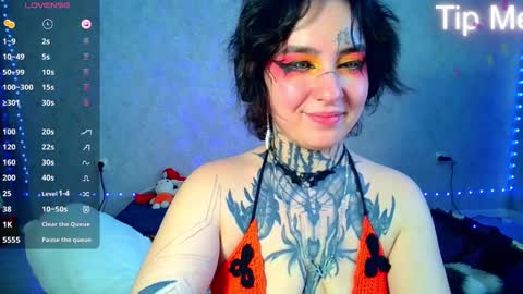 Snapshot of sabrina_raiders_666 chatting on February 20, 2025, 12:04 pm Lilith Solar online show from February 20, 2025, 12:04 pm