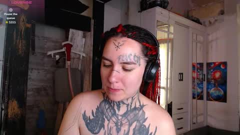 Snapshot of sabrina_raiders_666 chatting on November 9, 2025, 10:35 am Lilith Solar online show from November 9, 2025, 10:35 am