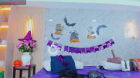 Sabrina Shark online show from November 1, 2025, 2:35 am