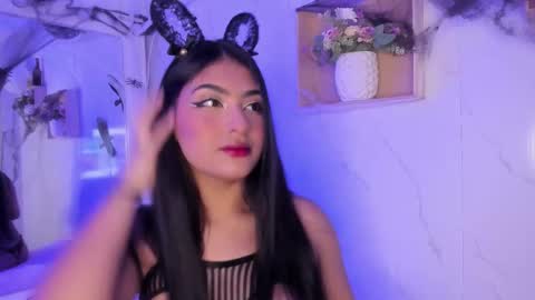 mariana  online show from October 18, 2025, 3:31 am