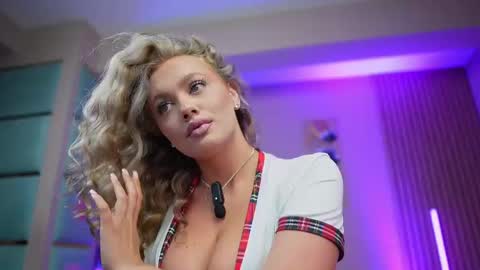 Snapshot of sabrinajadex chatting on May 8, 2026, 7:14 am SabrinaJade online show from May 8, 2026, 7:14 am